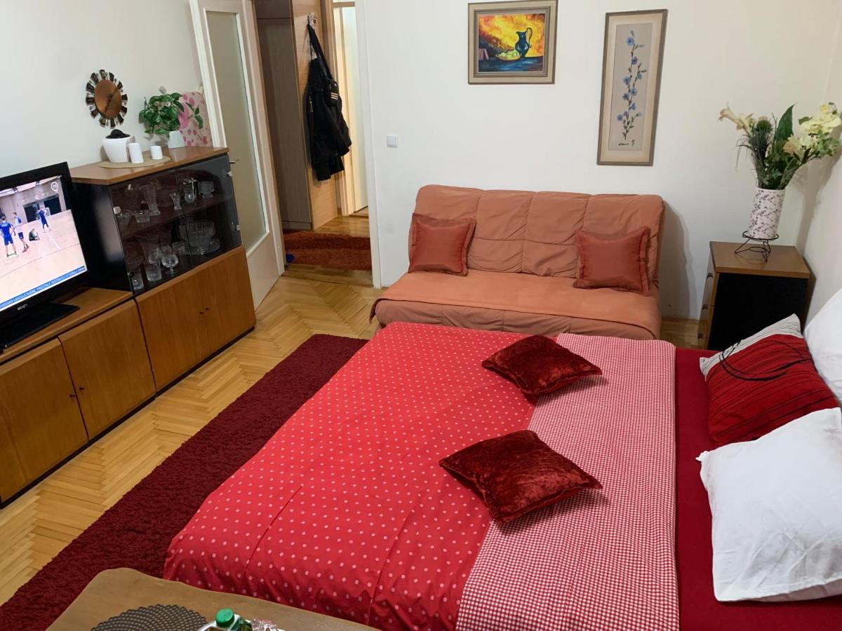 Medena Appartement Sarajevo Buitenkant foto