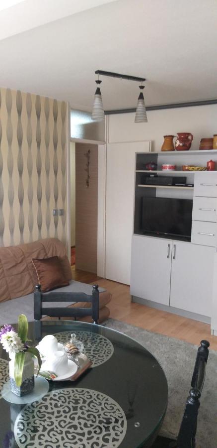 Medena Appartement Sarajevo Buitenkant foto