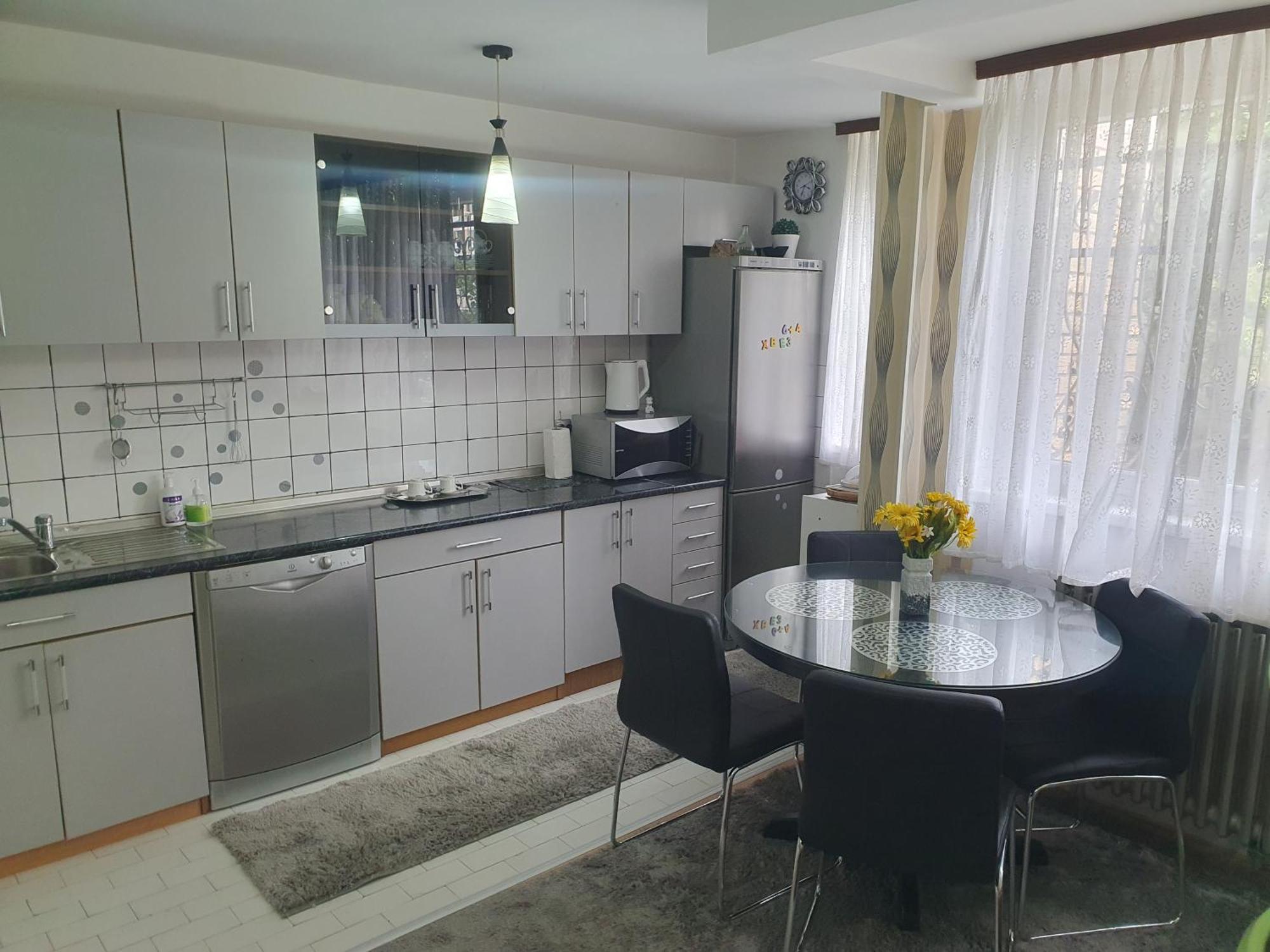 Medena Appartement Sarajevo Buitenkant foto